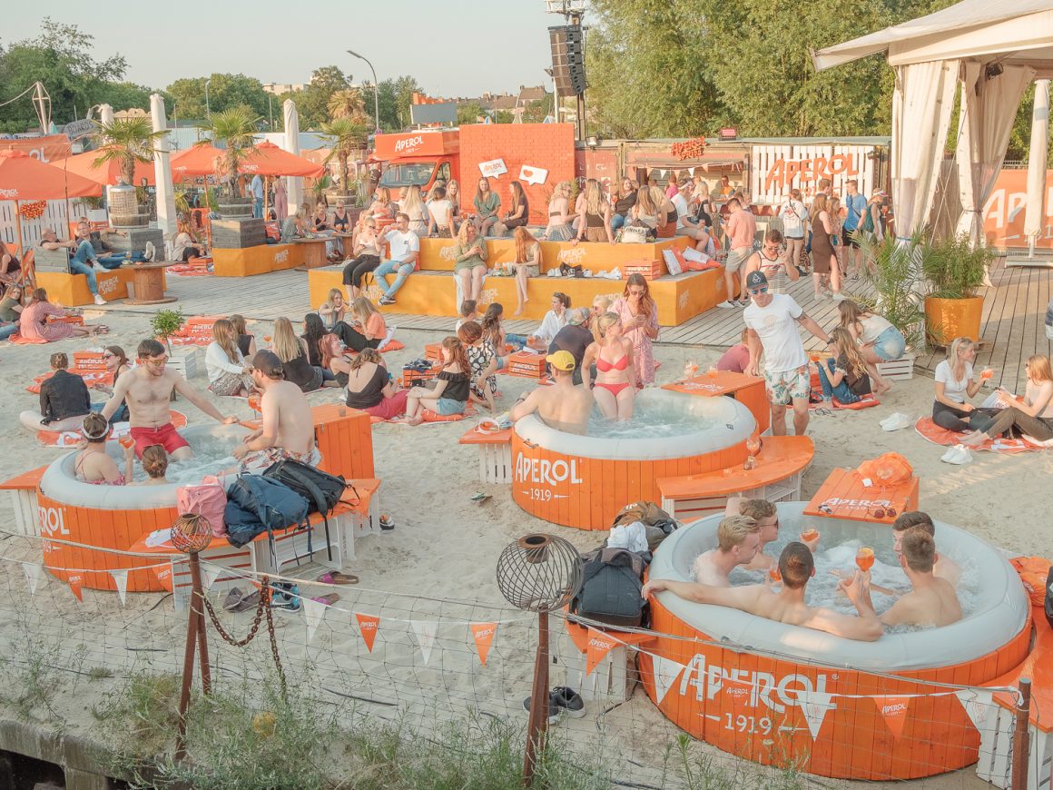 Pool Concert Tour © Magnus Terhorst - Otto-Steinert-Preis 2021/22.