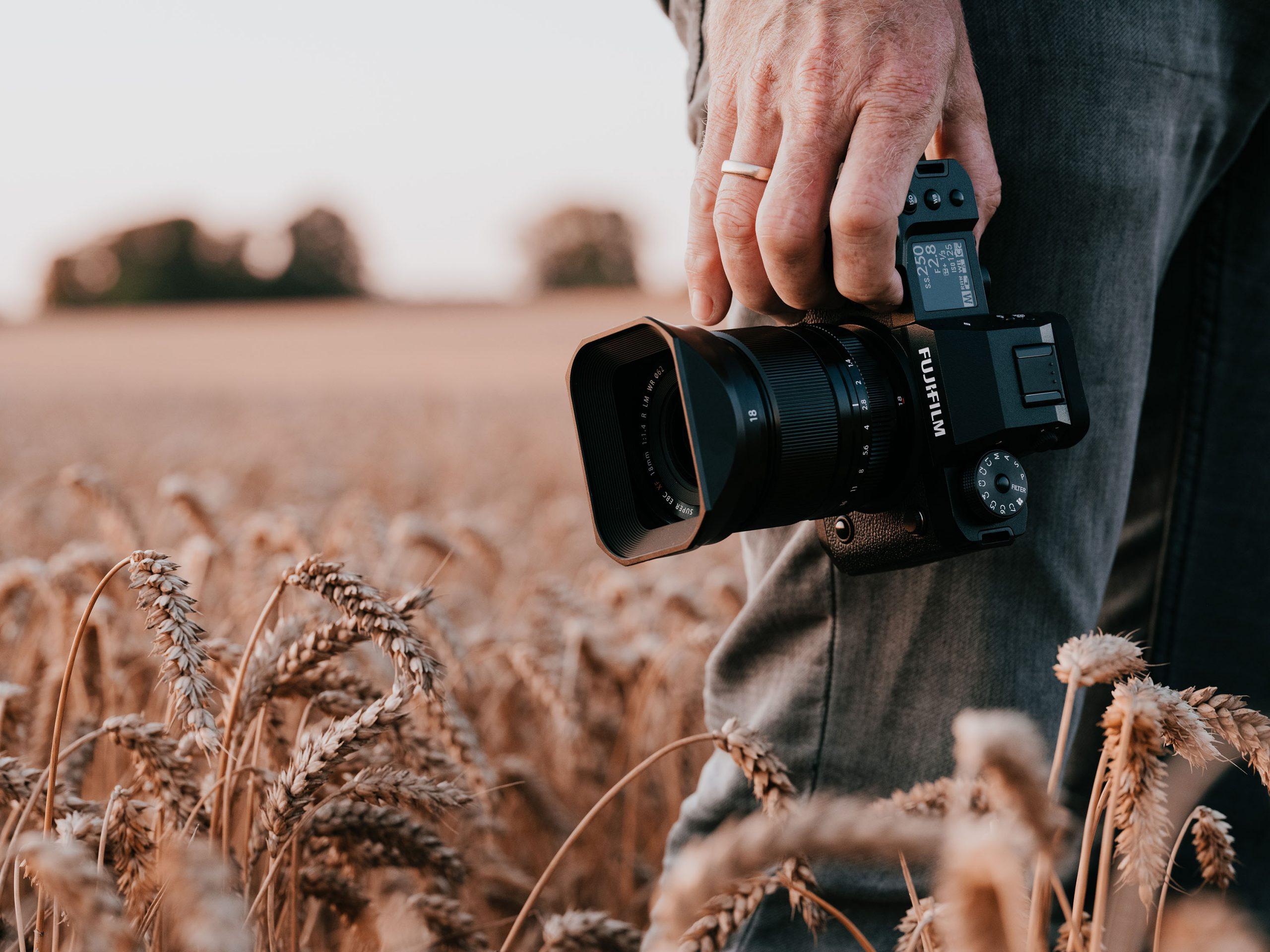 Fujifilm X-H2; Bild: Fujifilm