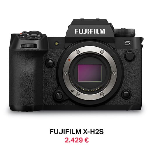 Die Fujifilm X-H2S bei Calumet. Produktbild: Fujifilm
