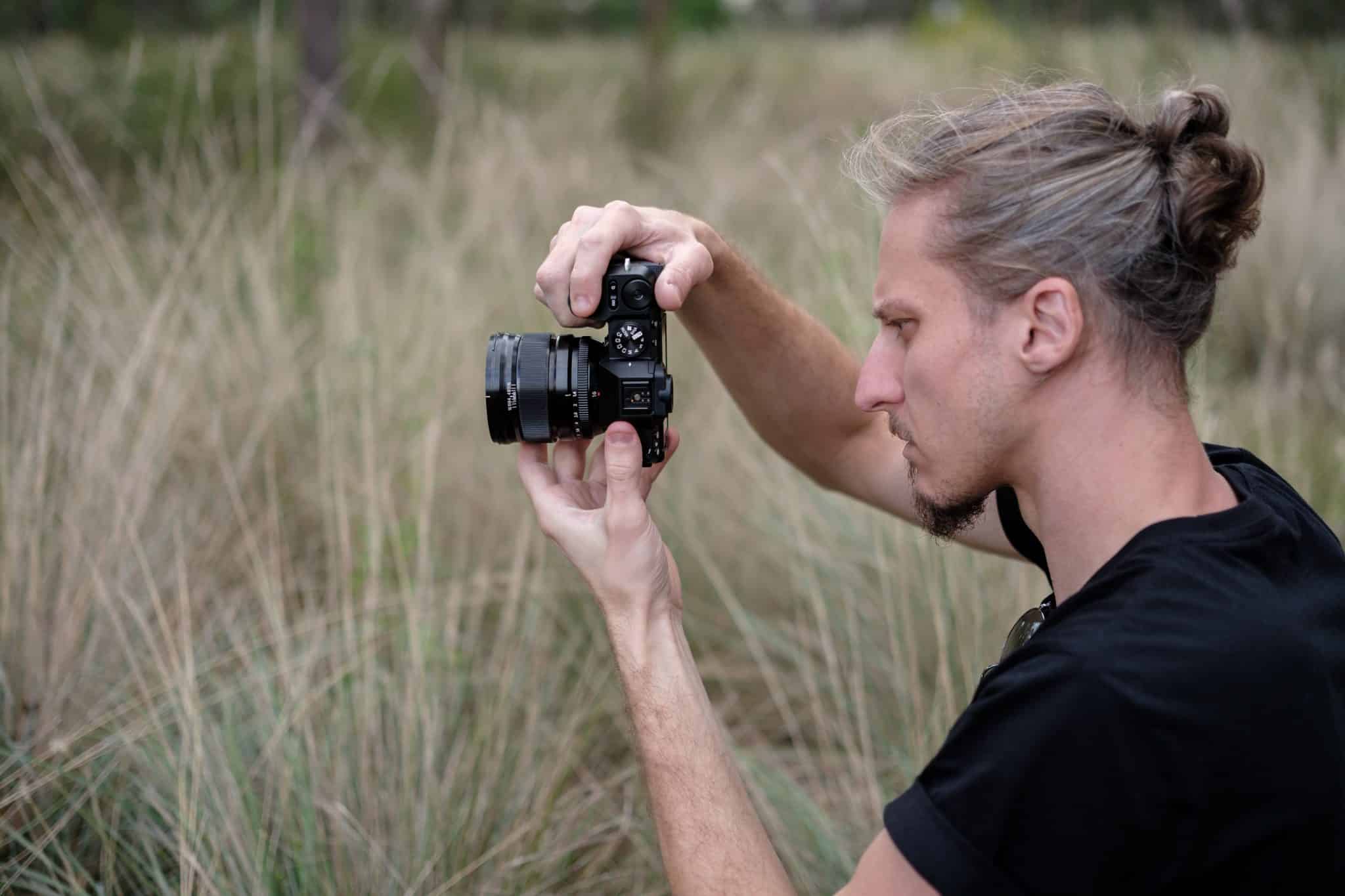 Der KI-basierte Autofokus erkennt neben Gesichtern und Augen von Menschen u.a. auch Tiere, Vögel, Insekten und Fahrzeuge. Bild: Fujifilm