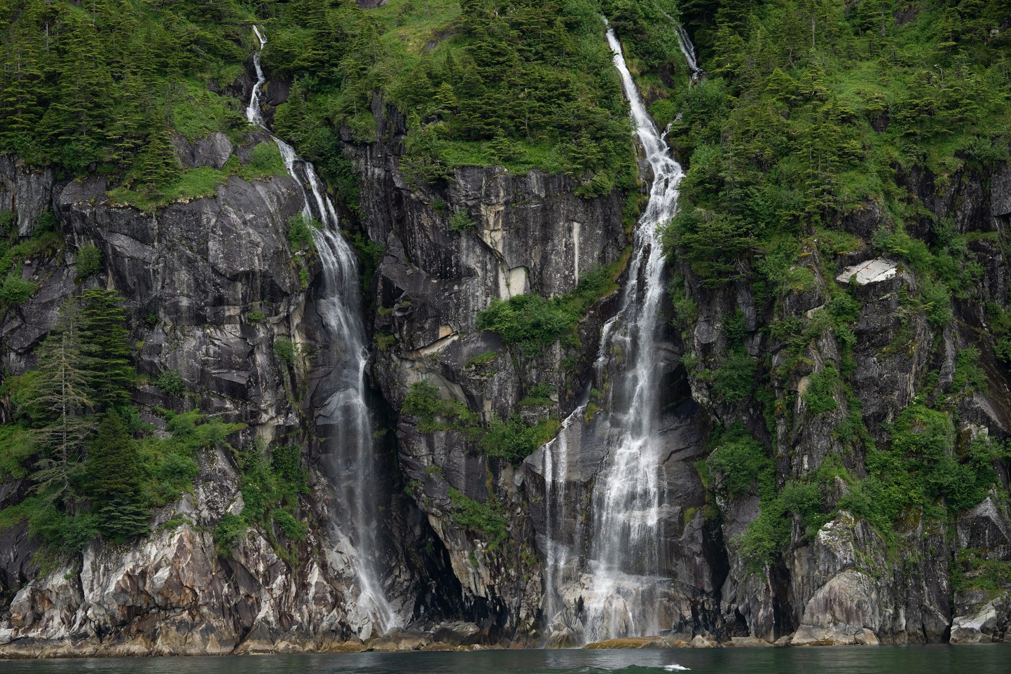Landschaft mit dem Porträtbild aus der Mongolei mit dem Eisberge fotografiert mit dem TAMRON Objektivs 150-500mm für Nikon Z