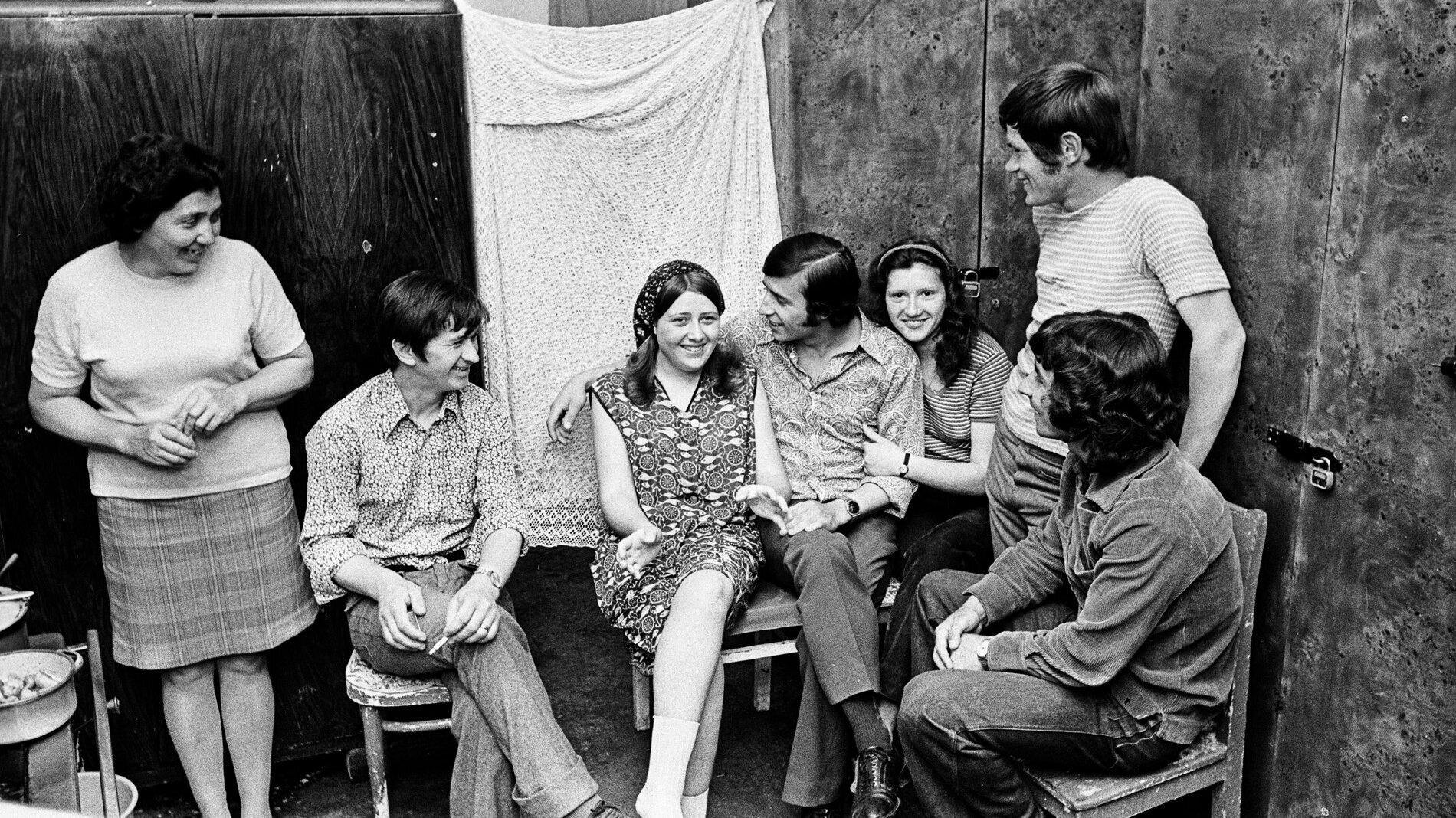 So wohnten jugoslawische Arbeitsmigrant:innen in den 1970er-Jahren in Wien. Dokumentiert von ihrem Landsmann, dem Fotografen Jovan Ritopečki. © Nachlass: Jovan Ritopečki, Archiv Slobodanka Kudlacek Ritopečki