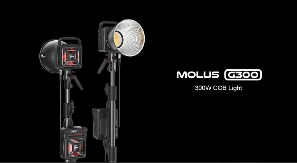 Zhiyun MOLUS G300 COB Light Produktfoto vor schwarzem Hintergrund