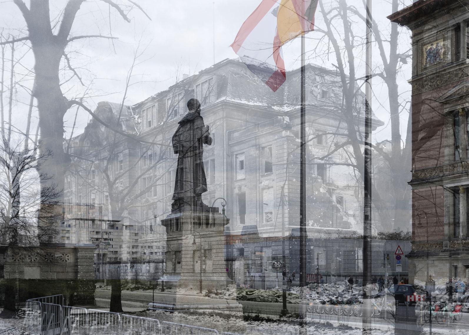 Michael Wesely mit Martin Badekow: Niederkirchner Straße, Berlin 1945/2023, © VG Bild-Kunst, Bonn 2024