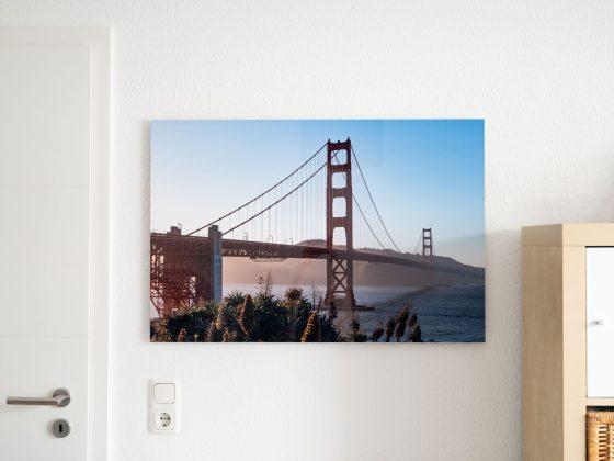 Ifolor HD Metal Print mit San Franzisco Brücke an einer Wand
