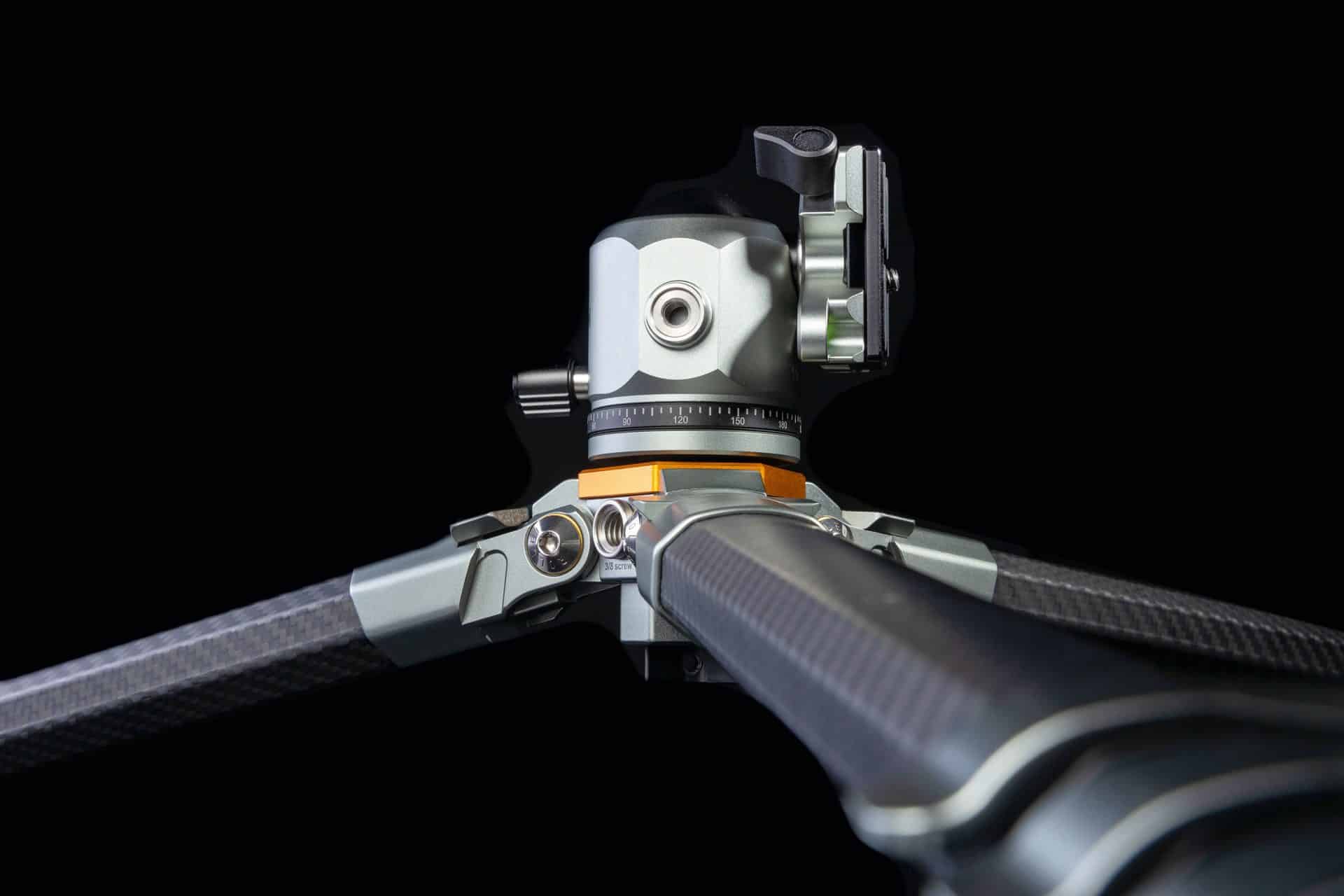 Rollei Lion Rock Traveler Pro in der niedrigsten Aufnahmeposition