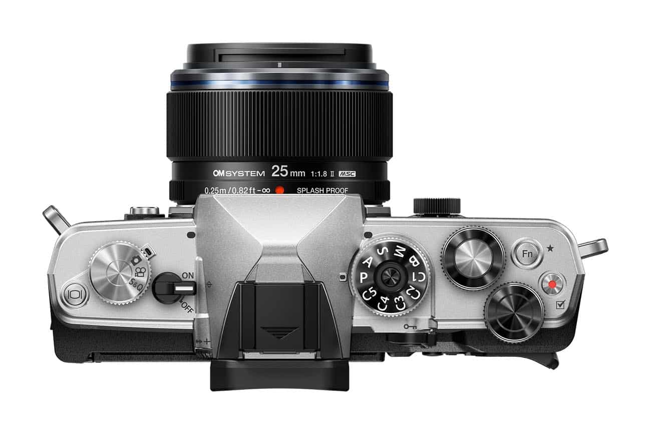 Die OM System OM-3 ist gegen Staub und Spritzwasser abgedichtet. Bild: OMDS