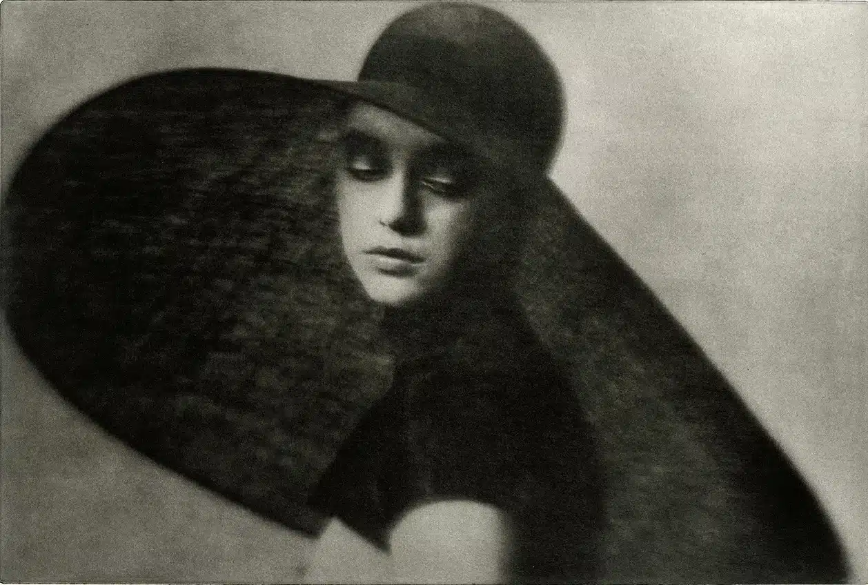 Ode #1, 2023 Photopolymer Etching on cotton rag paper Image: 27 x 41 cm Sheet: 33 x 50 cm A-3 Edition of 7 plus 2 artist's proofs © Chantal Elisabeth Ariëns